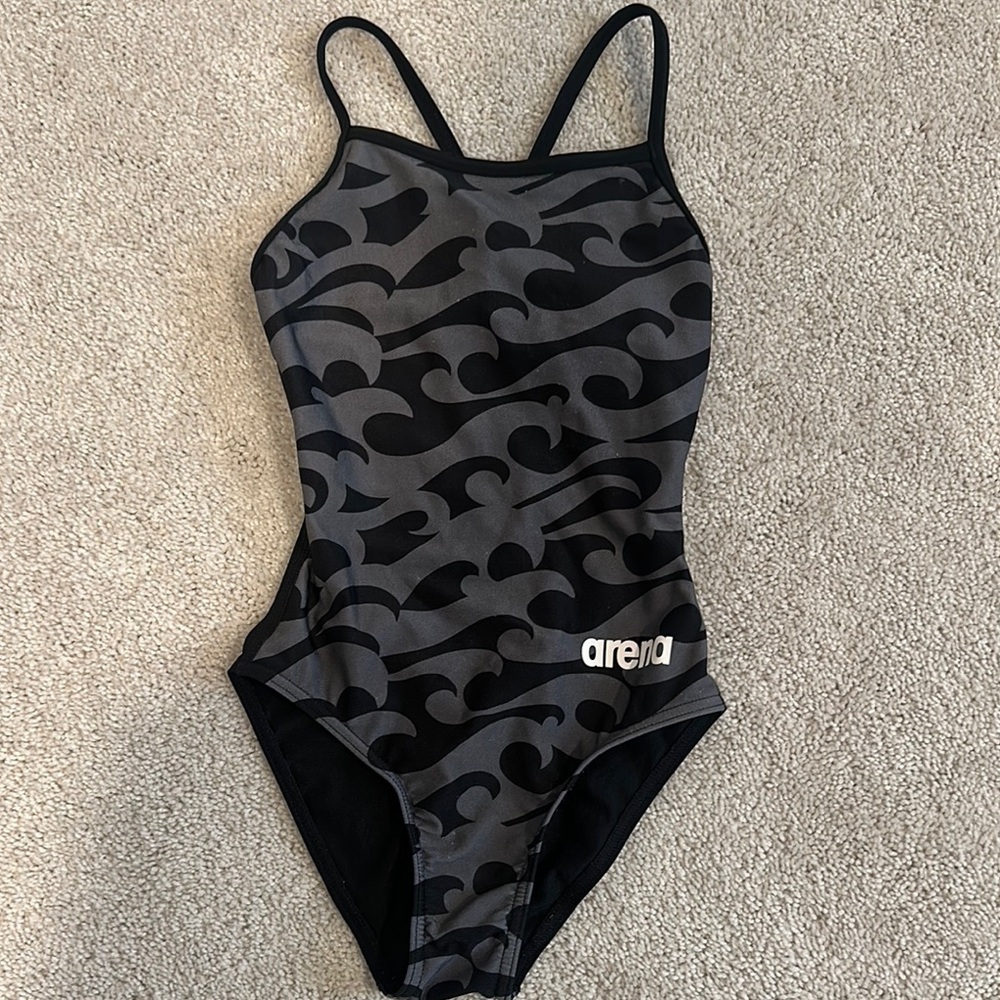 Girls Arena bathing suit-size 22